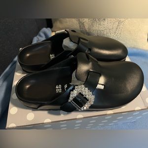 NWT Manolo Blahnik x Birkenstock black clogs with Crystal embellishment size 40